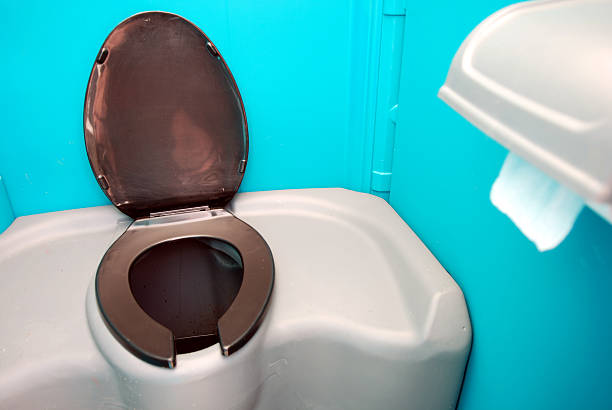 Best Temporary restroom rental  in Hesperia, CA